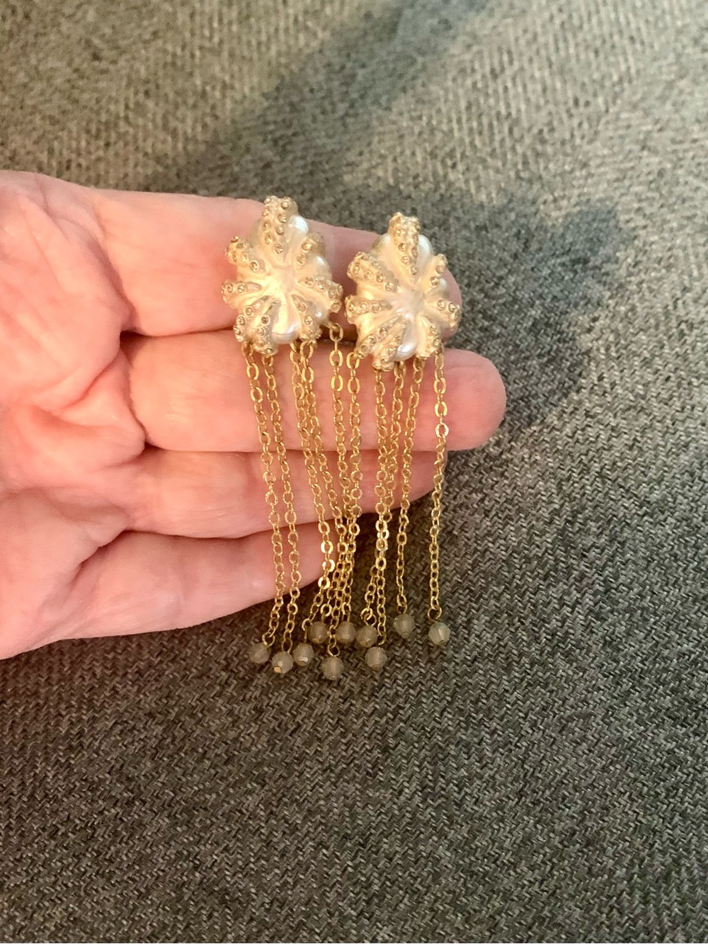 Tommy Bahama Earrings Featuring Flower Shaped Stud Top w/ Dangling Chains Clipon
